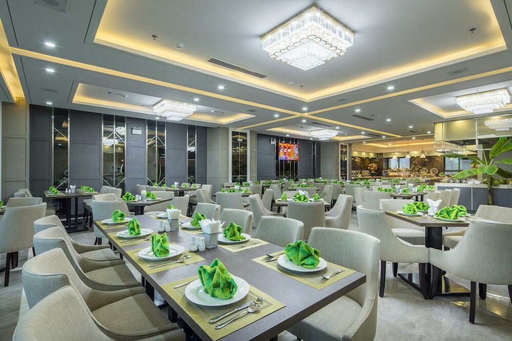 Фото Green Lighthouse Hotel