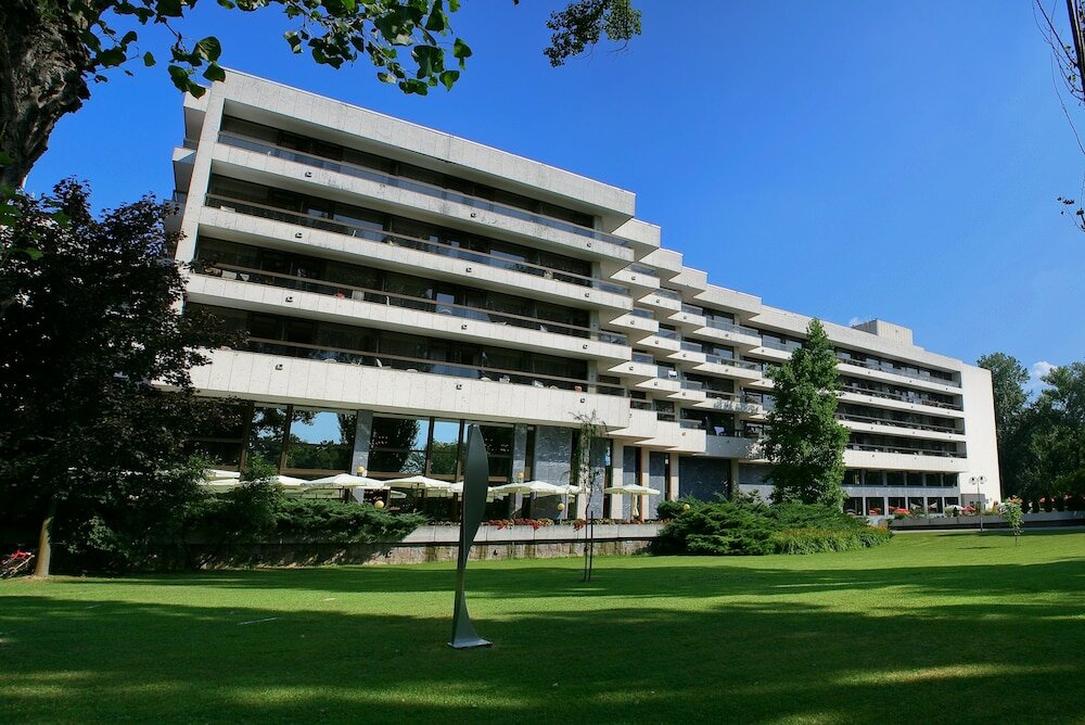 Фото Esplanade Health SPA Hotel