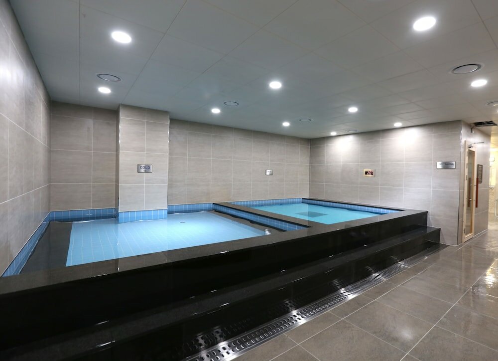 Фото Seogwipo Js Hotel