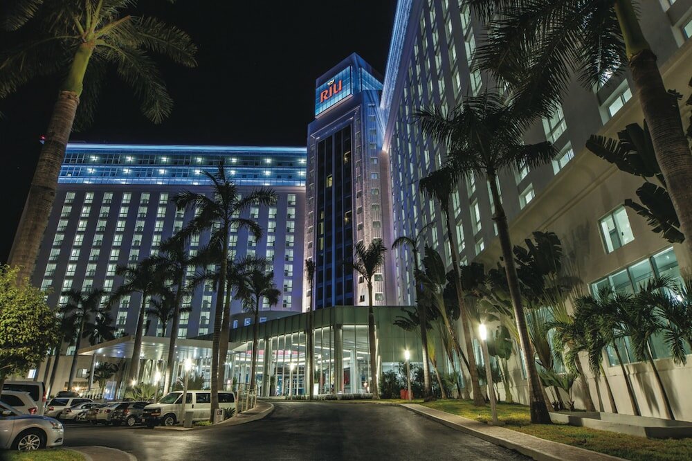 Фото Hotel Riu Cancun