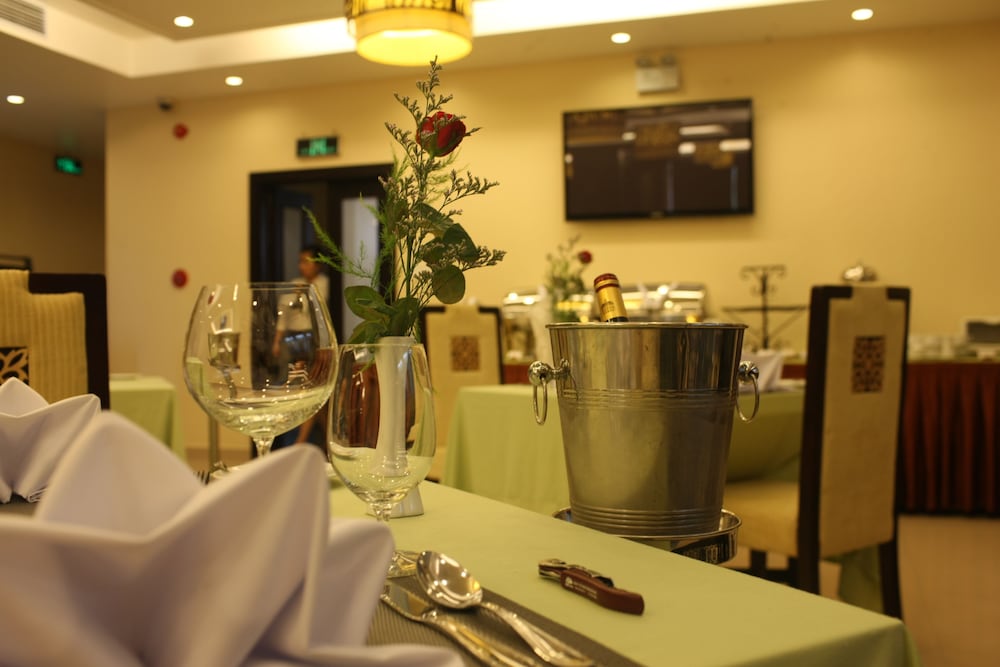 Фото Lac Long Hotel