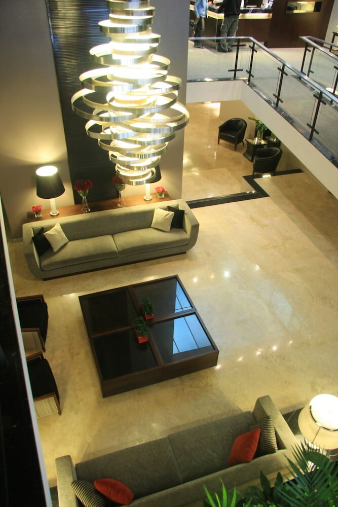 Фото Grand King Hotel