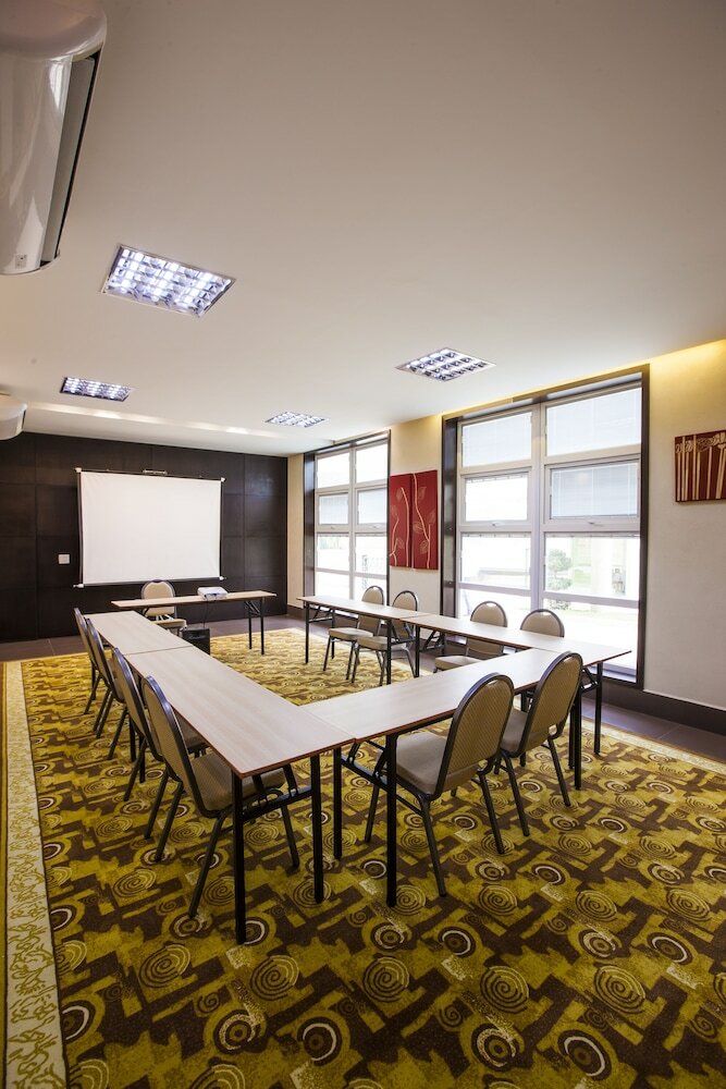 Фото Intercity Vinhedo