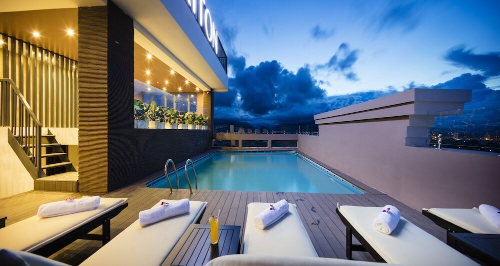 Фото Meriton Hotel Nha Trang