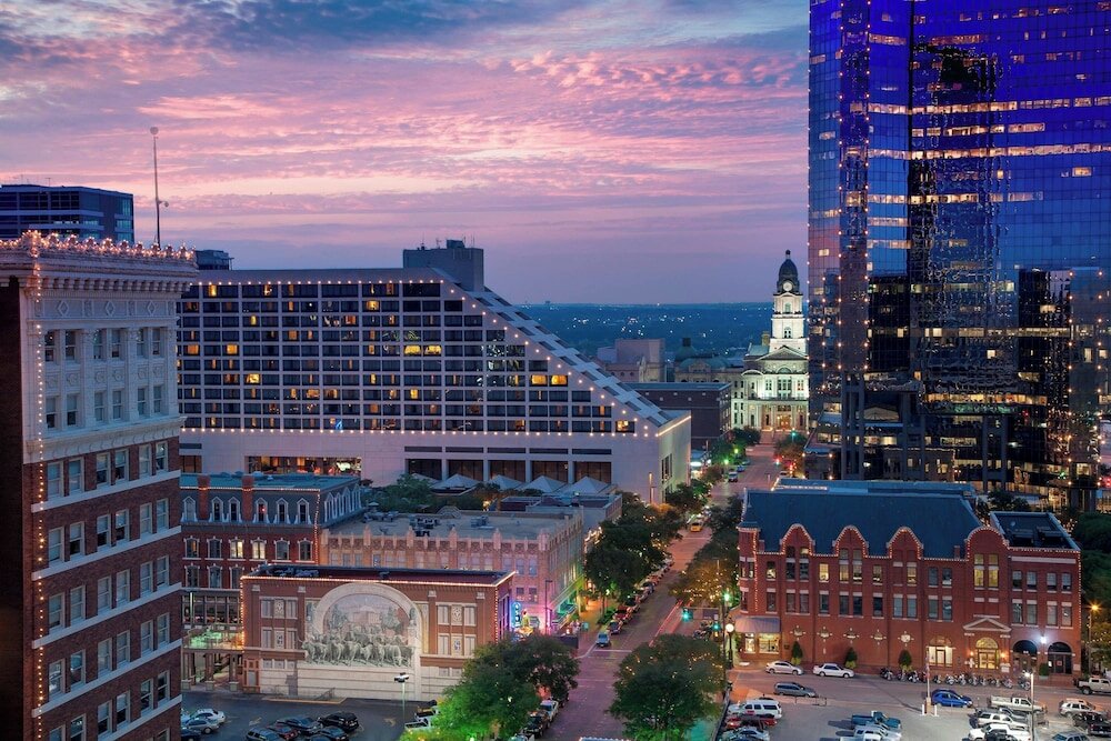 Фото The Worthington Renaissance Fort Worth Hotel