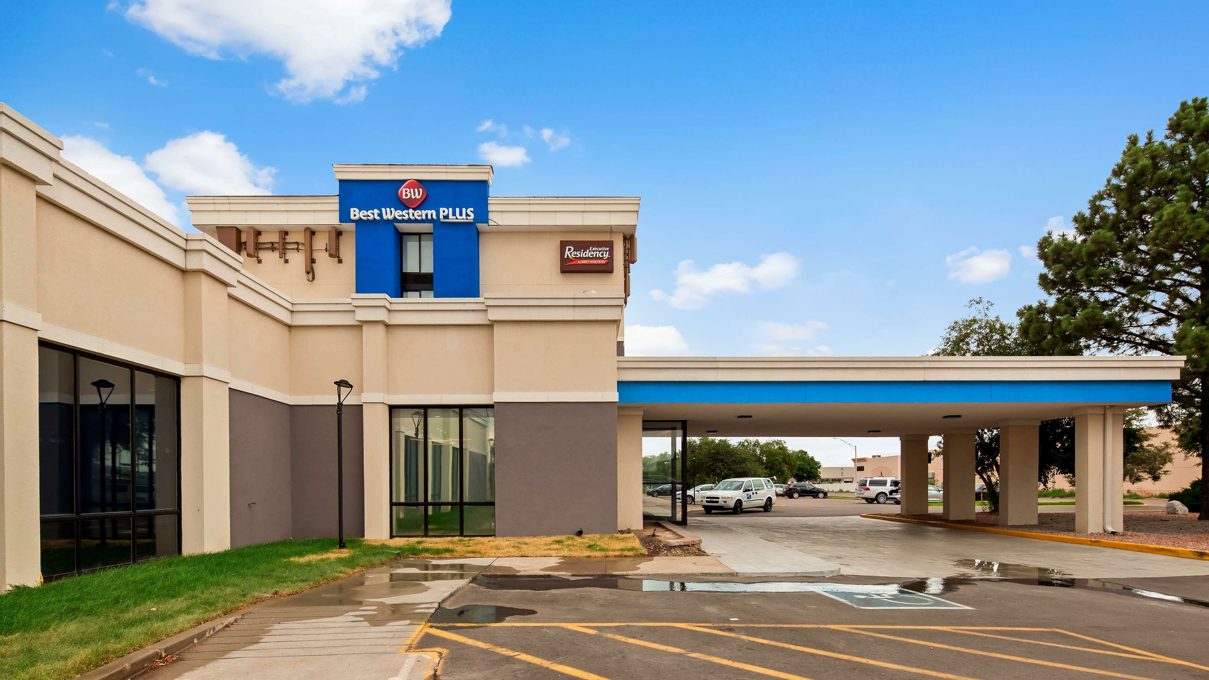 Фото Best Western Plus Executive Residency Denver-Central Park Hotel