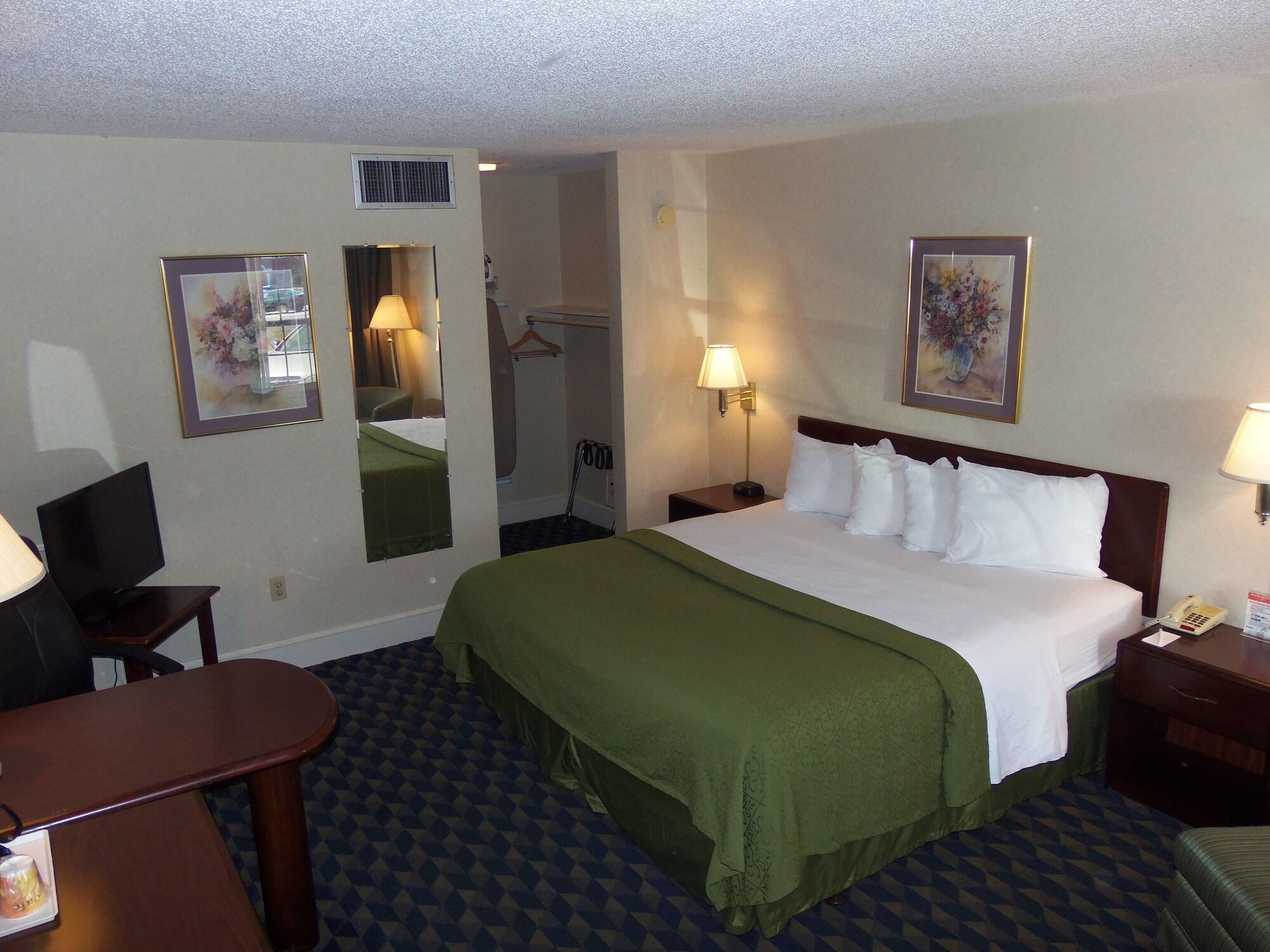 Фото Governor House Inn