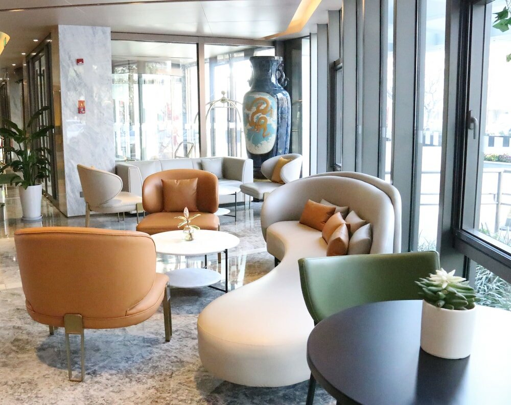 Фото Holiday Inn Shanghai Huaxia, an Ihg Hotel