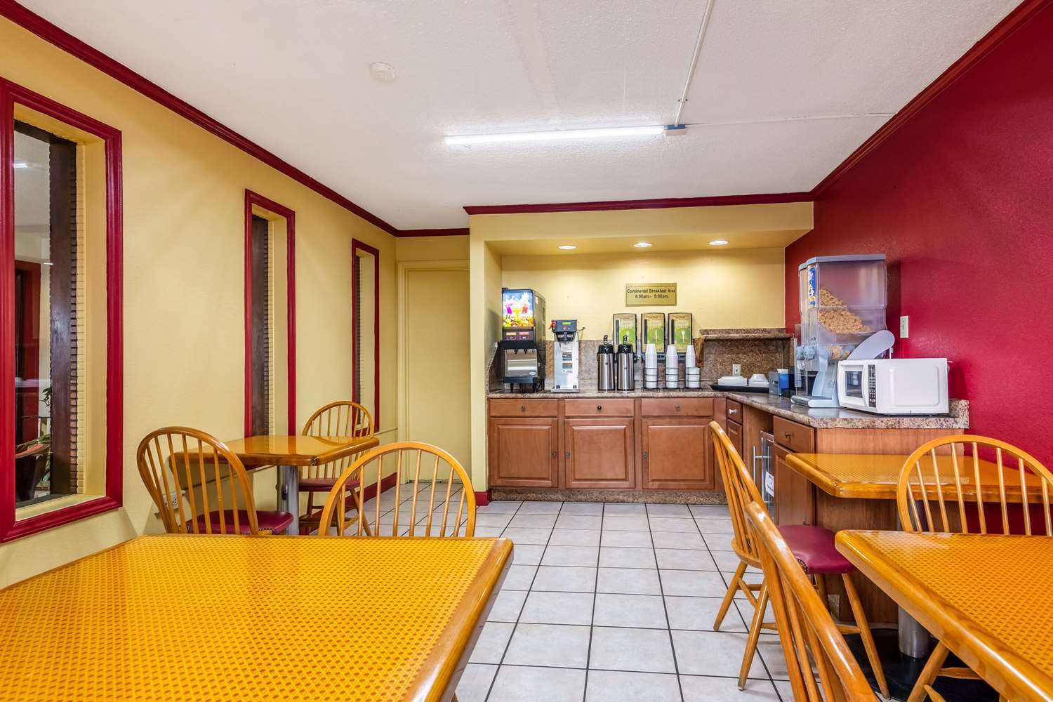 Фото Econo Lodge Charlotte Airport Area