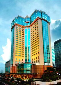 Гостиница Menara Peninsula Hotel Jakarta