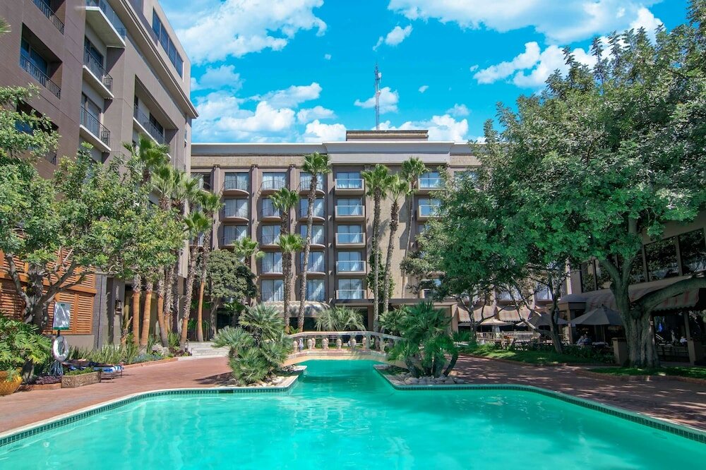 Фото Hotel Lucerna Tijuana