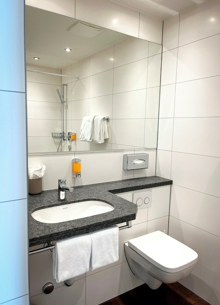 Фото 151514212812