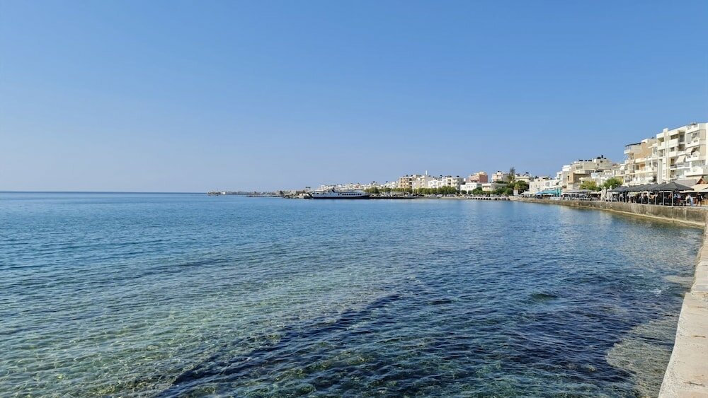 Фото Astron Hotel