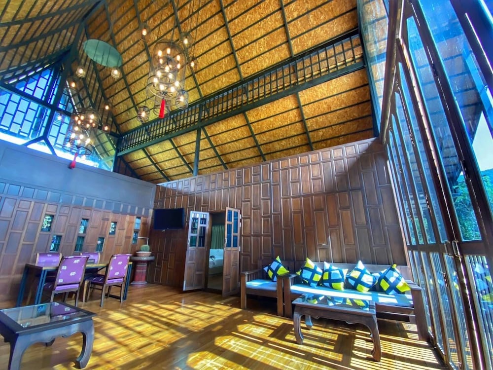 Фото Naina Resort & SPA