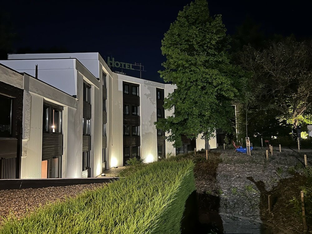 Фото отеля 3