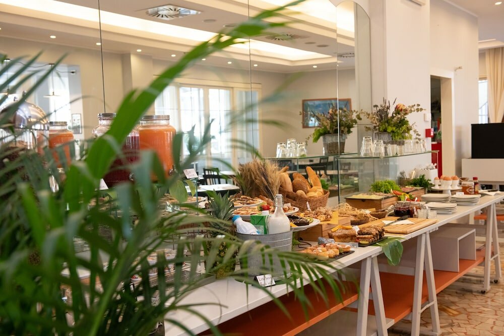 Фото Hotel Mirabella