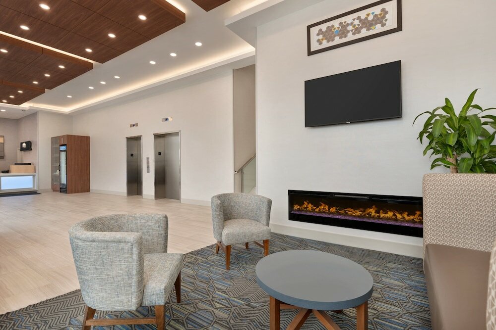 Фото Holiday Inn Express Jamaica - JFK AirTrain - NYC