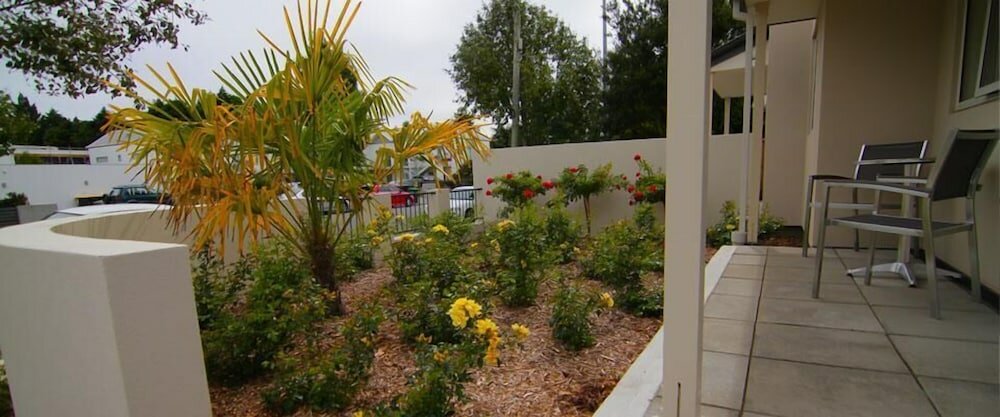 Фото Airport Palms Motel