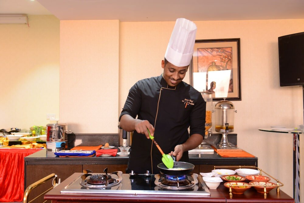 Фото Juffair Gate Hotel