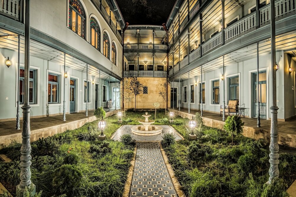 Фото Golden Tulip Borjomi Hotel