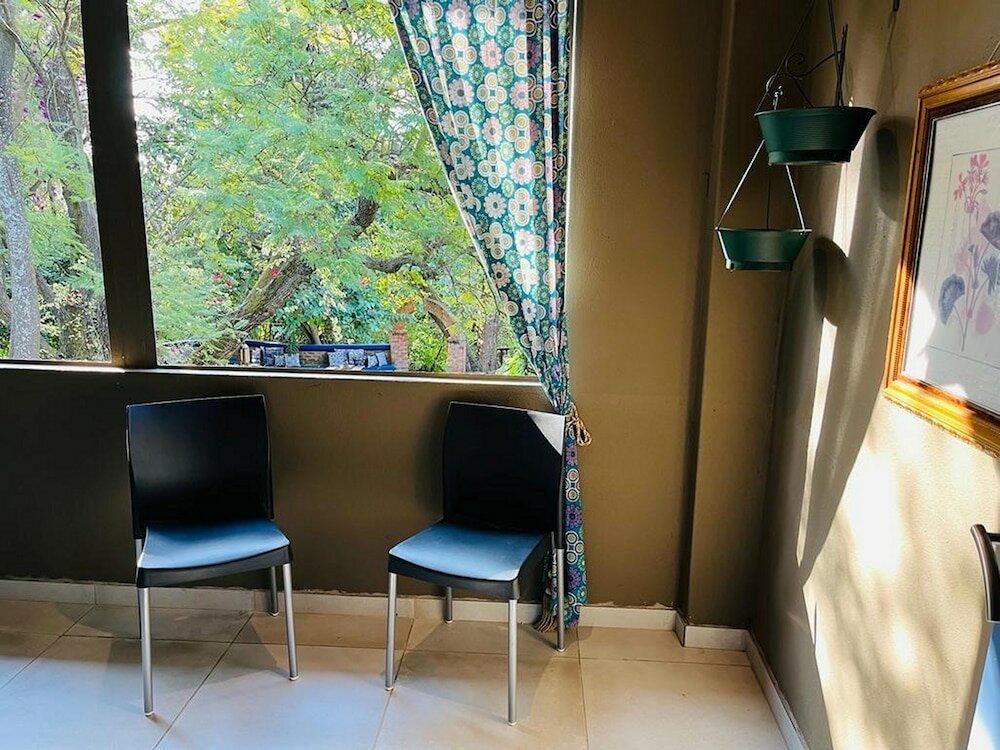 Фото Shangri-La Country Hotel