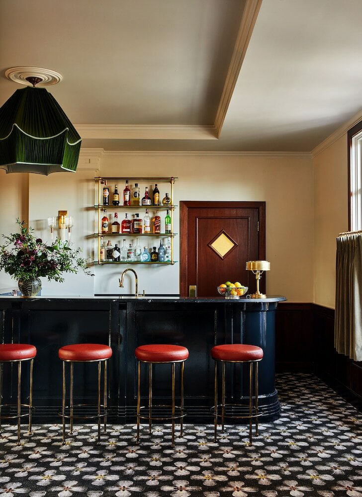 Фото French Quarter Inn