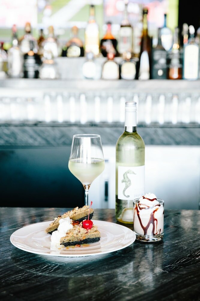 Фото Loews Hollywood Hotel