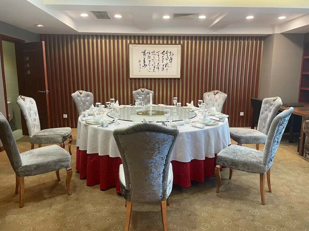 Фото Sun Moon Lake Hotel