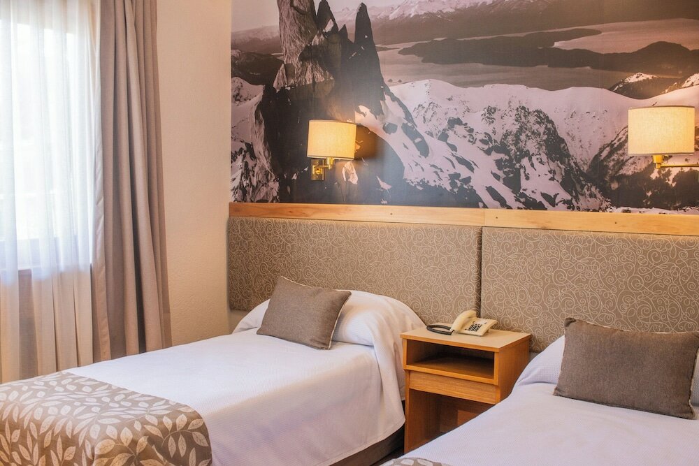 Фото Hotel Tres Reyes