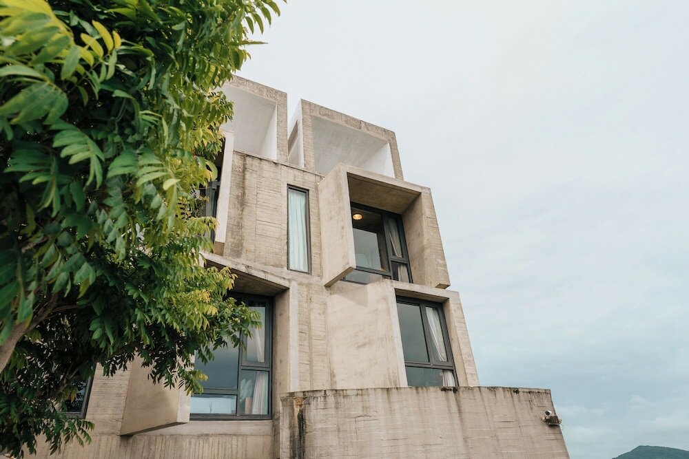 Фото The Light Inn