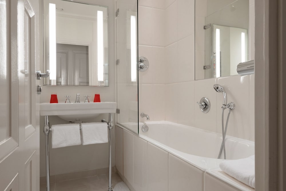 Фото Le Mathurin Hotel & SPA