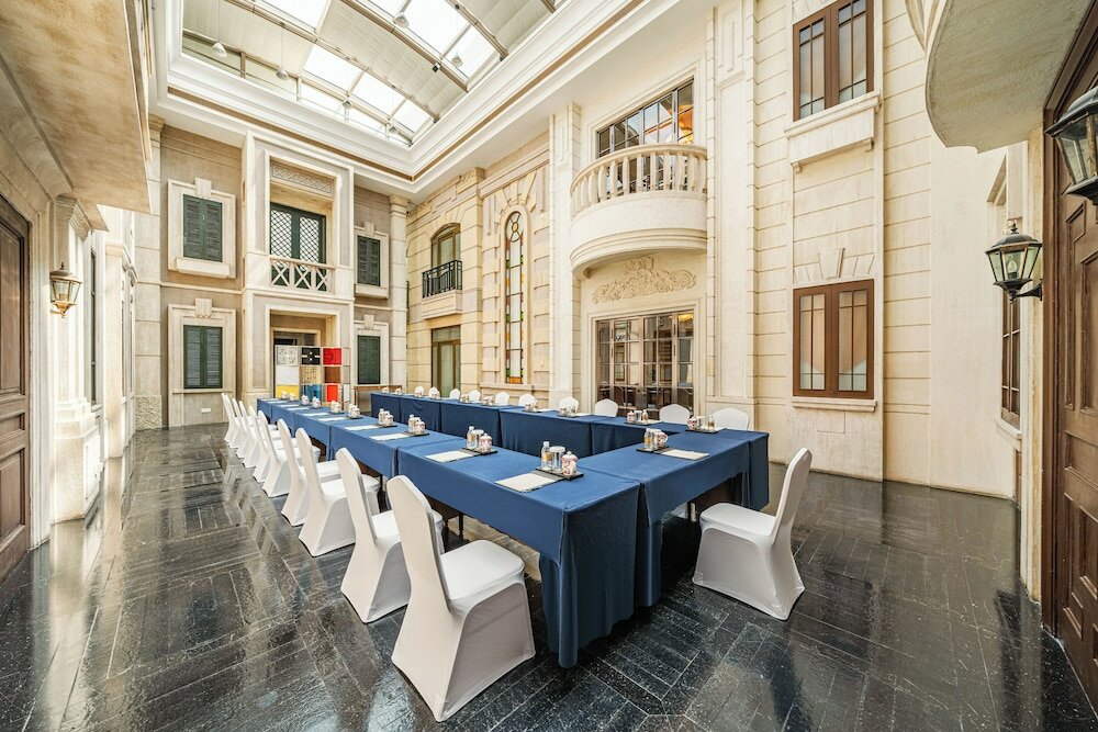 Фото Hongqiao State Guest Hotel Shanghai