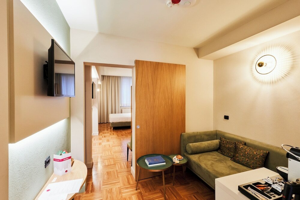 Фото Touring Hotel