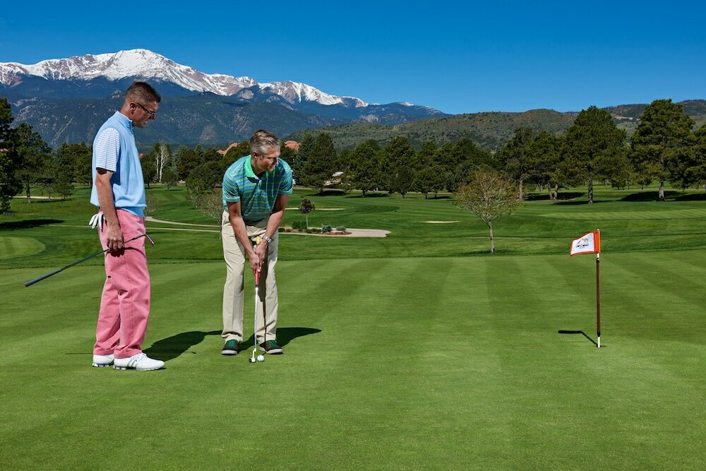 Фото Garden of the Gods Resort and Club