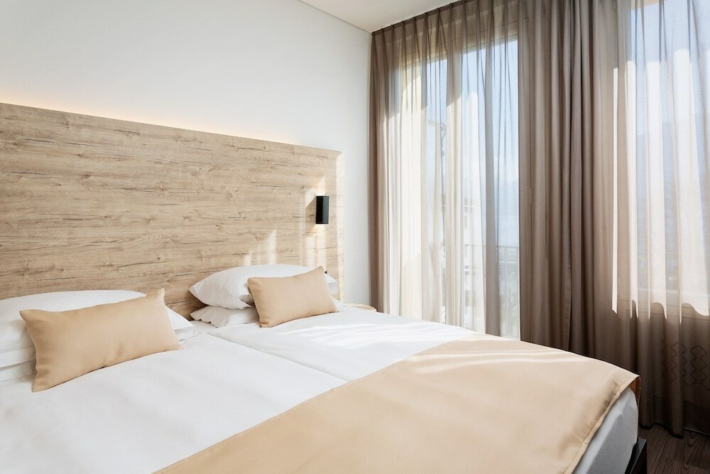 Фото Hotel Du Lac Locarno