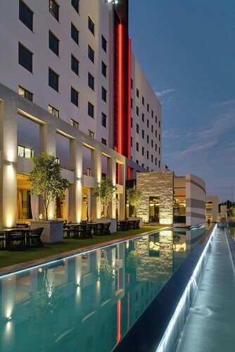 Внешний вид отеля Protea Hotel Fire & Ice! Pretoria Menlyn в Претории, фото 1