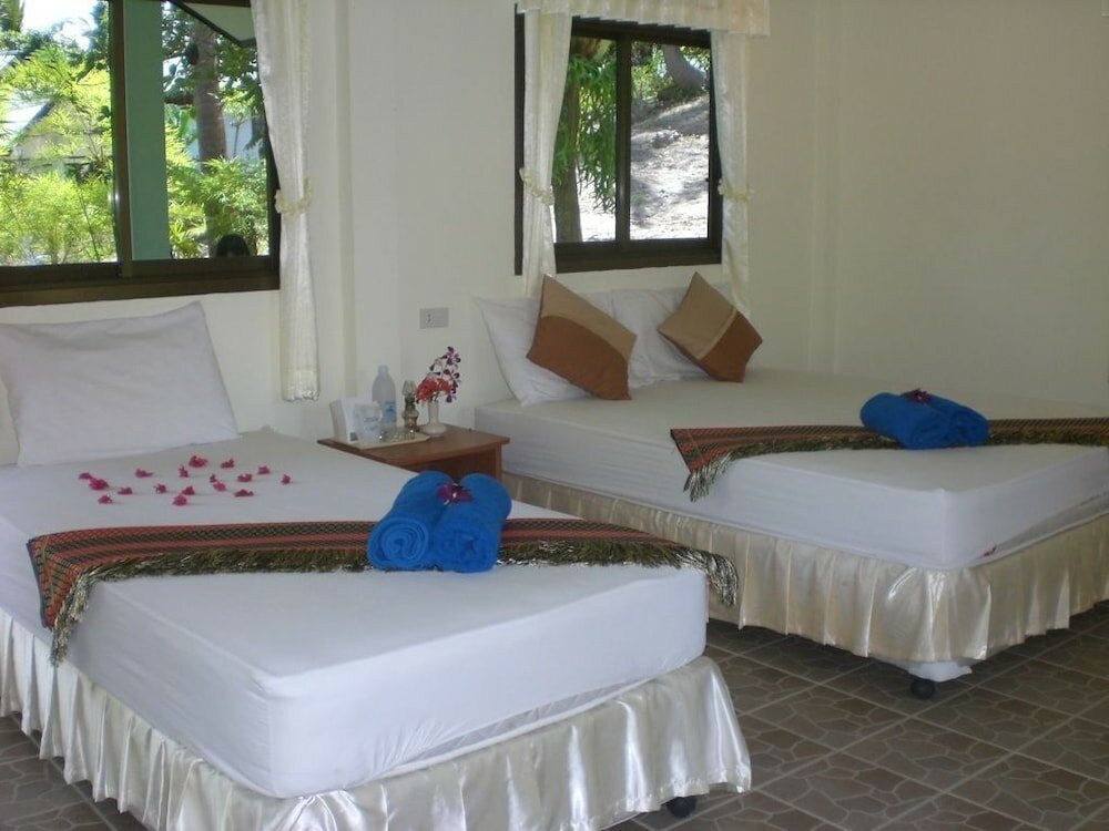 Фото Отель Golden Hill Resort