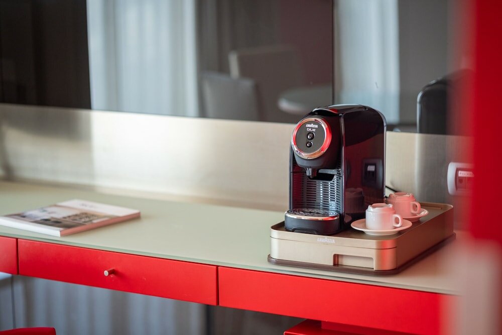 Фото Una Hotels Bologna Centro