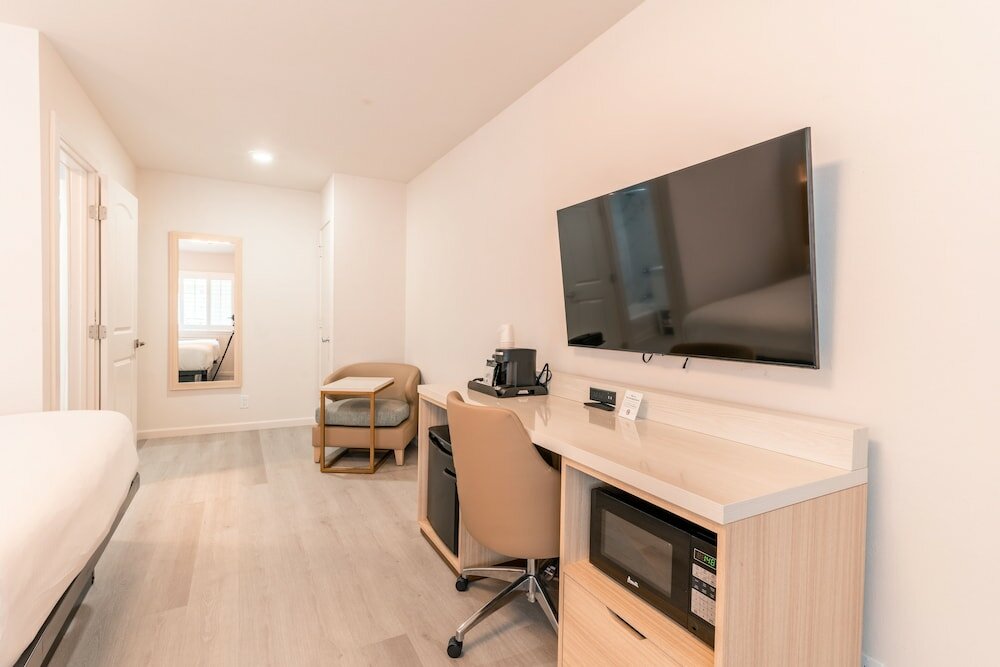 Фото Inn on Broadway