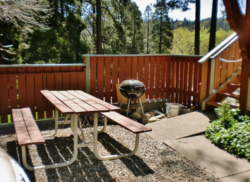 Фото The North Shore Inn