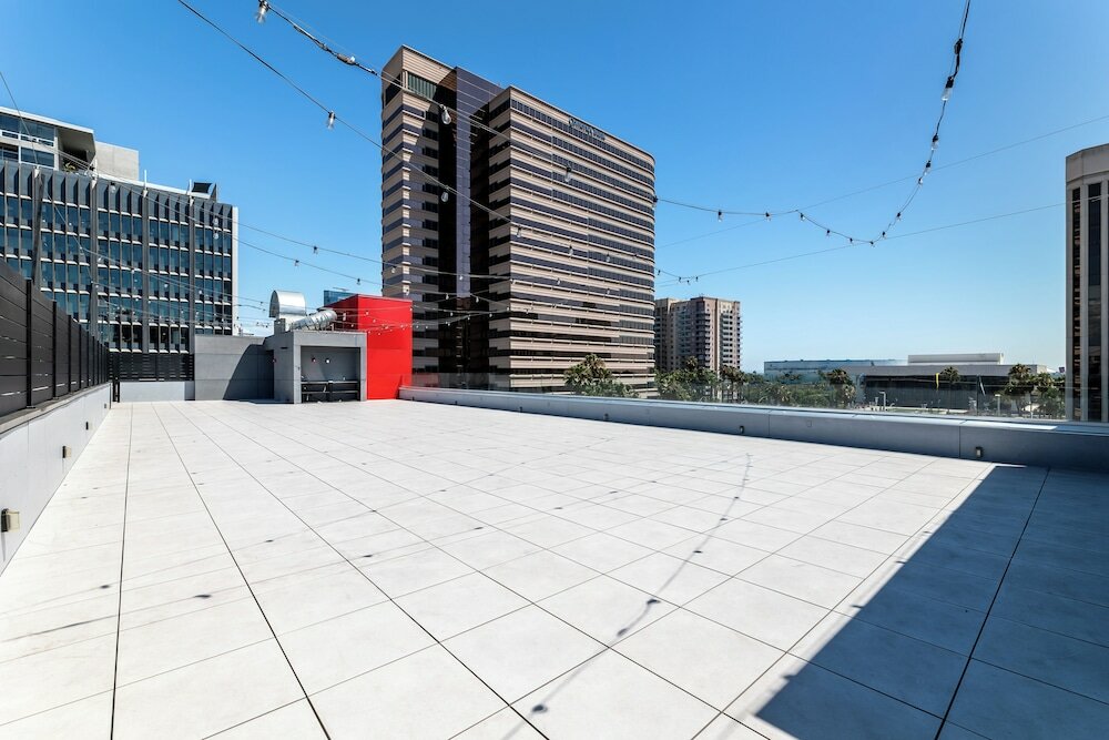 Фото Hotel Mai Downtown Long Beach