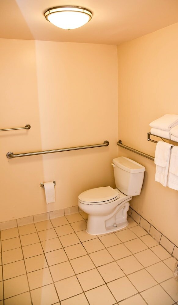 Фото Baymont by Wyndham Columbus Ga