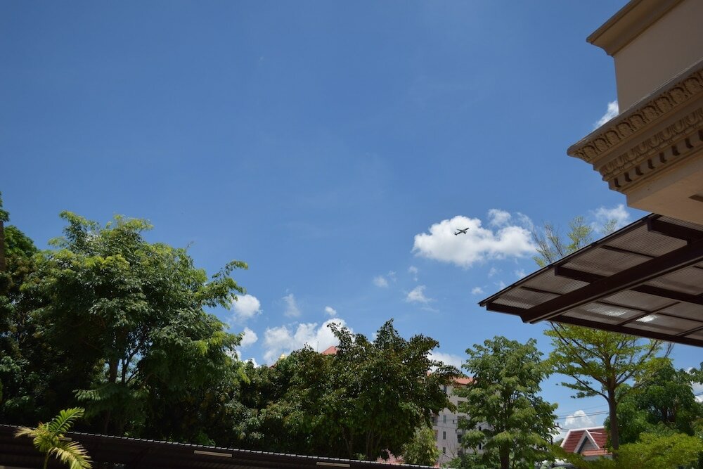 Фото Sakulchai Place Hotel