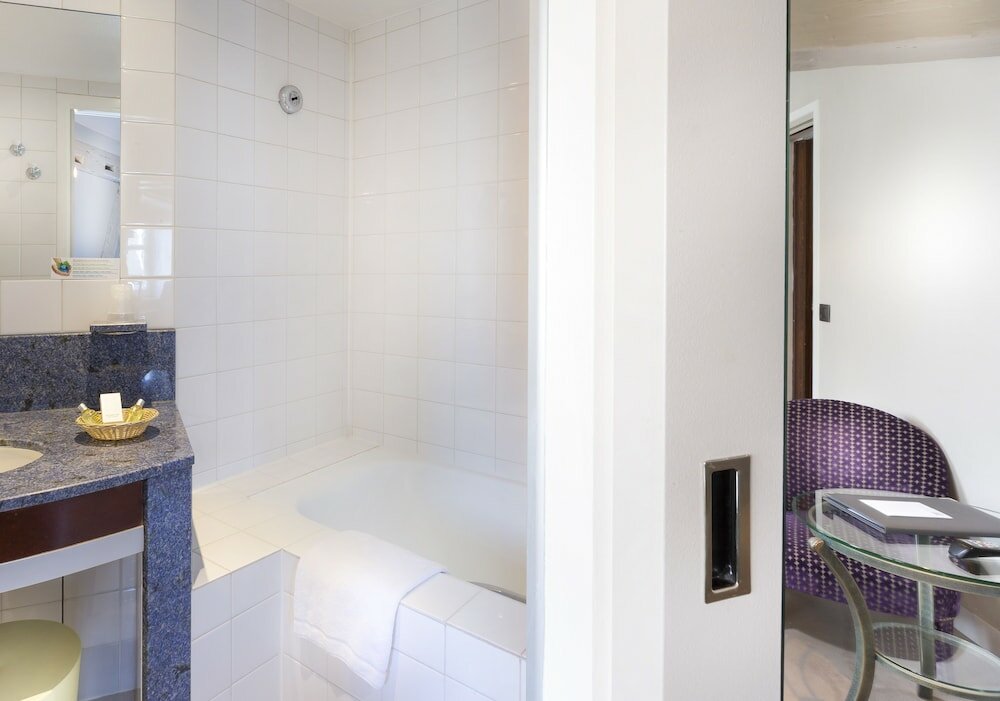 Фото Odeon Hotel