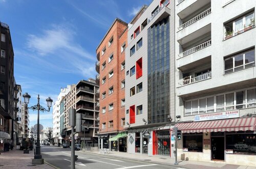 Внешний вид отеля Exe Hotel El Magistral в Овьедо, фото 1