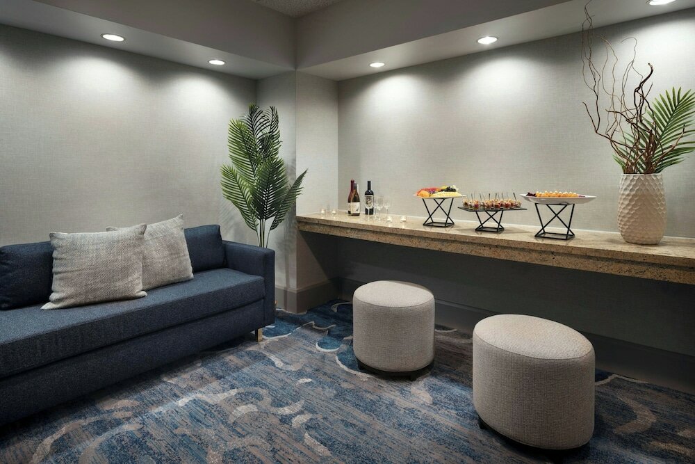 Фото Torrance Marriott Redondo Beach