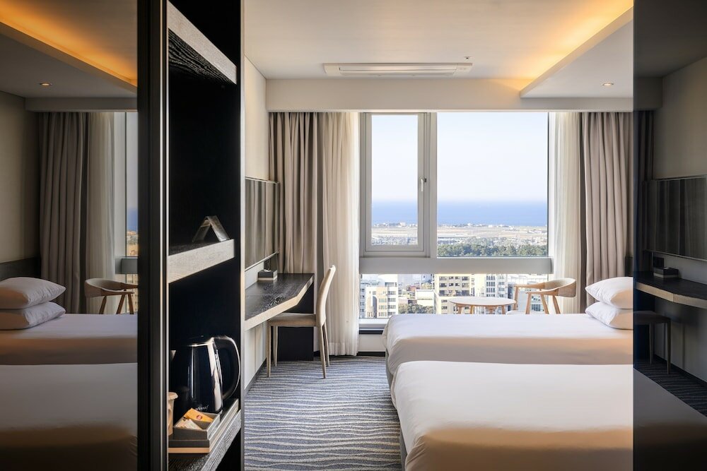 Фото Gloucester Hotel and Resorts