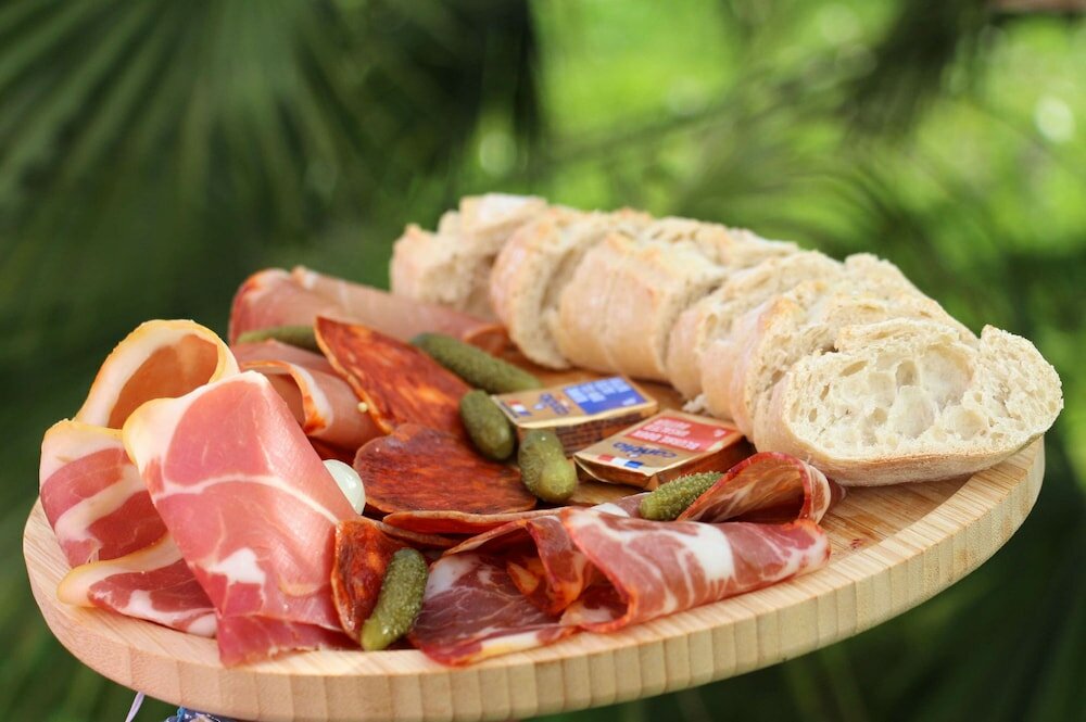 Фото Hôtel Kyriad La Rochelle Centre Ville