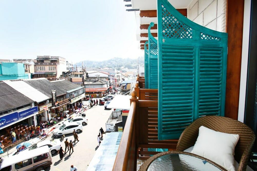 Фото The Radh Hotel