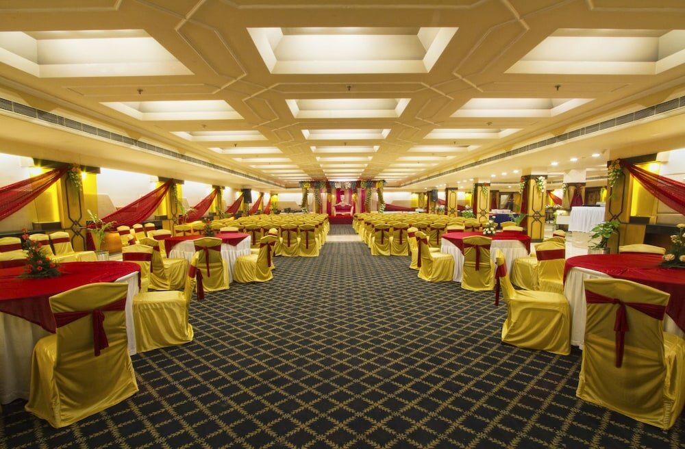 Фото The Piccadily Lucknow